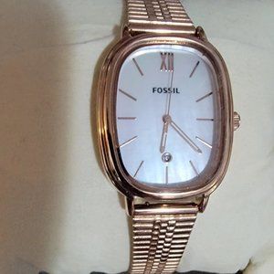 Fossil rose gold tone stainless steel woman's watch